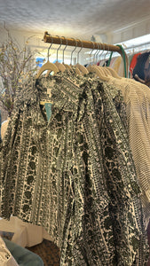 OLIVE FALL PRINTED BLOUSE