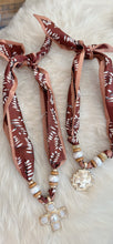 SCARF PENDANT NECKLACE