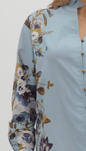 BLUE FLORAL ACCENT SLEEVE BLOUSE