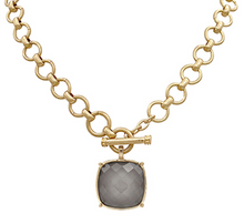 GEMSTONE PENDANT TOGGLE CHAIN NECKLACE
