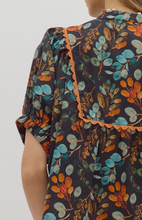 FALL BONTANICAL BLOUSE