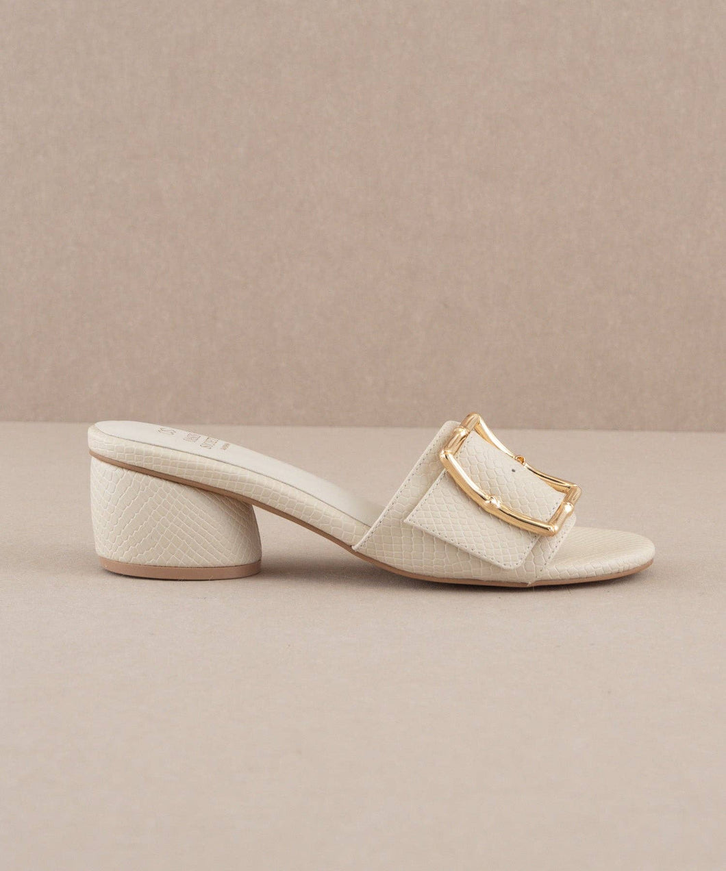TUCSON BAMBOO BUCKLE SANDAL (IVORY)